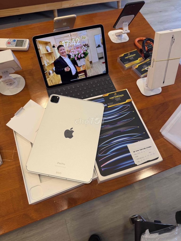 iPad Pro 11 inch 2TB Bạc Wi-fi 5G ram 16gb pin 100. Mua bán Máy tính bảng tại Quận Ninh Kiều Cần Thơ được đăng bởi Quang Thanh Apple Store hình 1