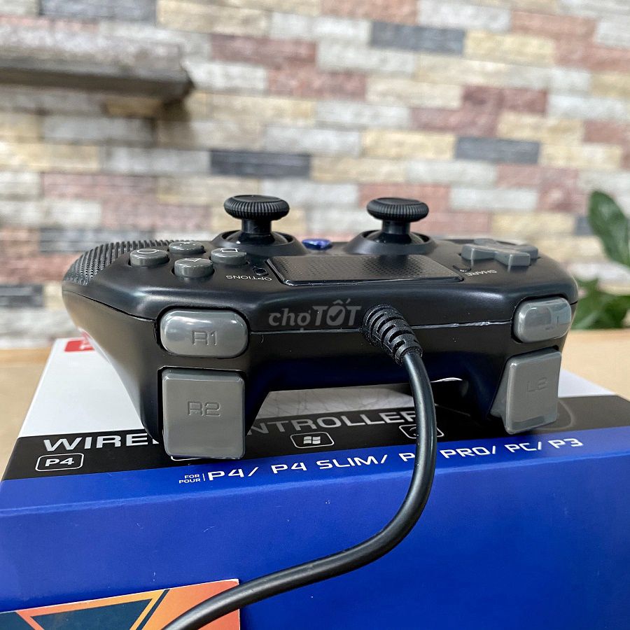 Tay cầm chơi game Sony PS4 Đen chính hãng đẹp 95%. Mua bán Thiết bị chơi game tại Quận Đống Đa Hà Nội được đăng bởi LÊ MINH hình 1
