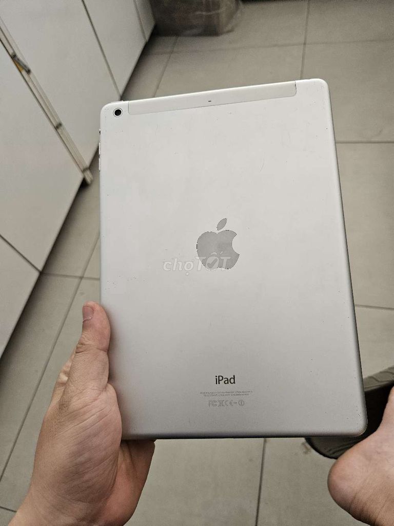 Apple iPad Air 1 128GB Bạc. Mua bán Máy tính bảng tại Quận 12 Tp Hồ Chí Minh được đăng bởi Ngô Đức Duy hình 1