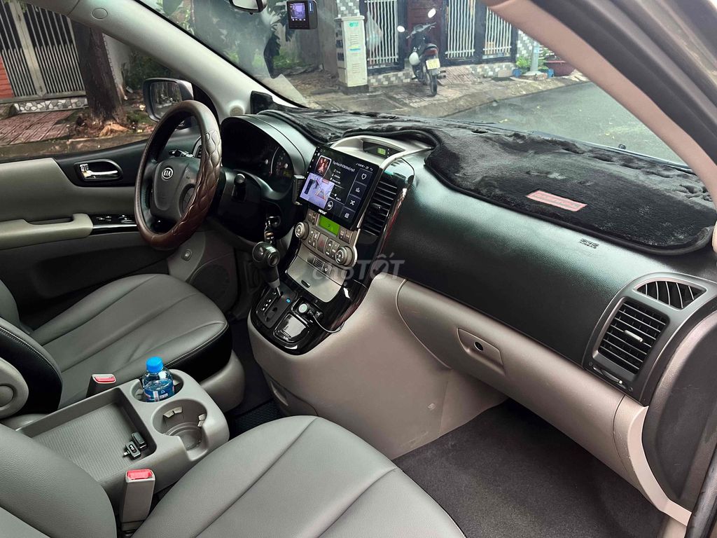 Kia Carnival 2011 -Nhập Hàn 8 Chỗ-Tự Động Đẳng Câp. Mua bán Ô tô tại Thành phố Dĩ An Bình Dương được đăng bởi Hiếu Auto Nghĩa Phát hình 11
