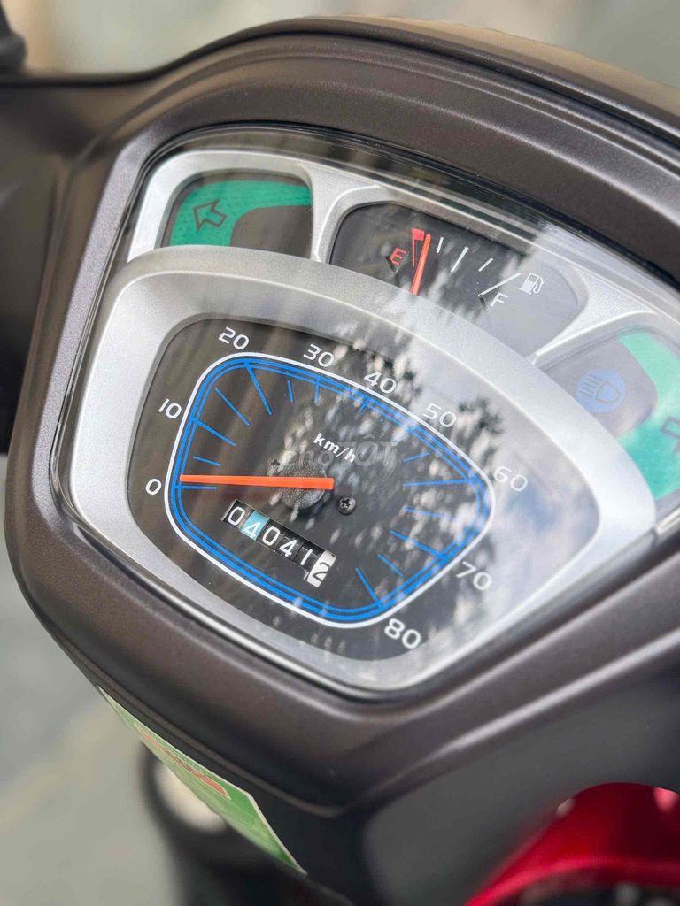 Kymco hemosa 50cc đen nhám máy zin 100% 2023. Mua bán Xe máy tại Quận Cầu Giấy Hà Nội được đăng bởi nguyễn bích thuỷ hình 14