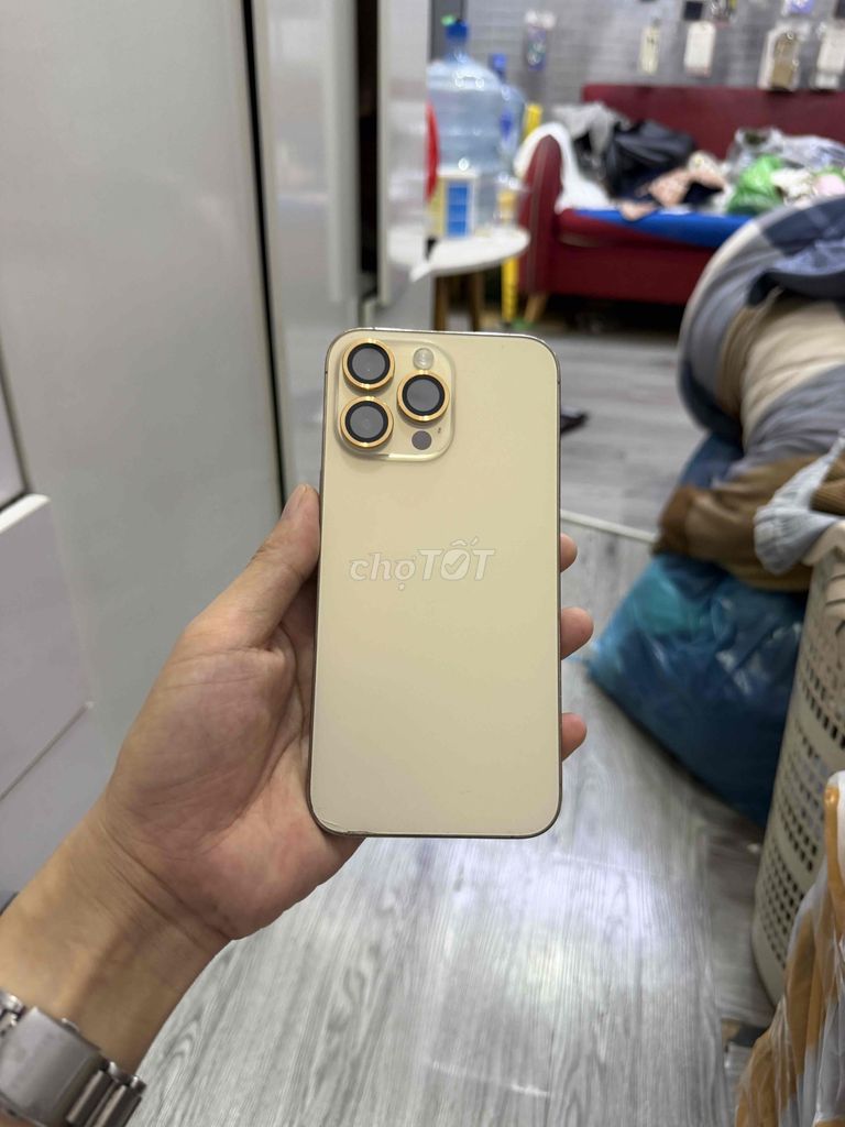 Apple iPhone 14 Pro Max 256GB nhiều màu. Mua bán Điện thoại tại Quận Hải Châu Đà Nẵng được đăng bởi Hoàng Táo 273 Nguyễn Hoàng Đà Nẵng hình 1