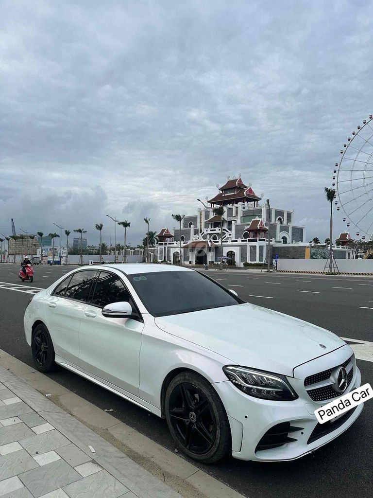 Mercedes-Benz C180 AMG 2021 giá 378 triệu. Mua bán Ô tô tại Quận Thanh Khê Đà Nẵng được đăng bởi HAT hình 3