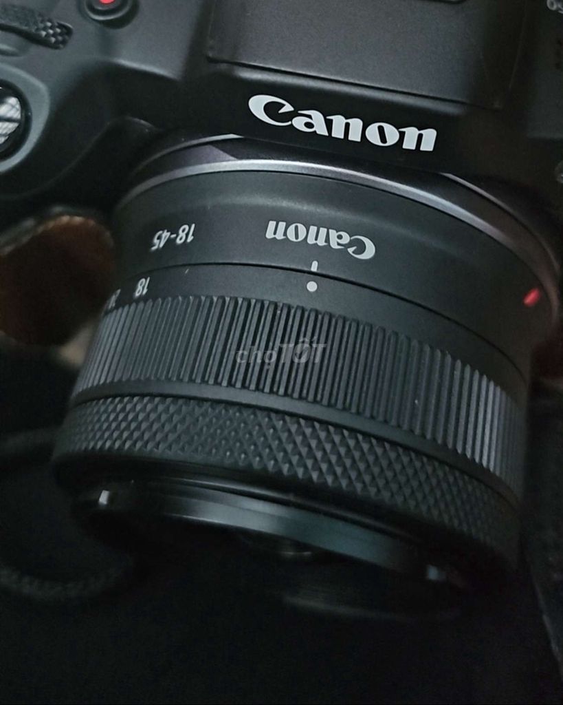 Lens Máy ảnh Canon R50 Như mới. Mua bán Máy ảnh, Máy quay tại Thành phố Huế Thừa Thiên Huế được đăng bởi Hoang Nguyen hình 1