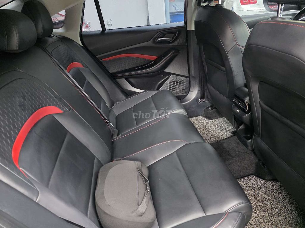 2022 Luxury - 39000 km siêu mới. Mua bán Ô tô tại Thành phố Dĩ An Bình Dương được đăng bởi Huy Luân Auto hình 5