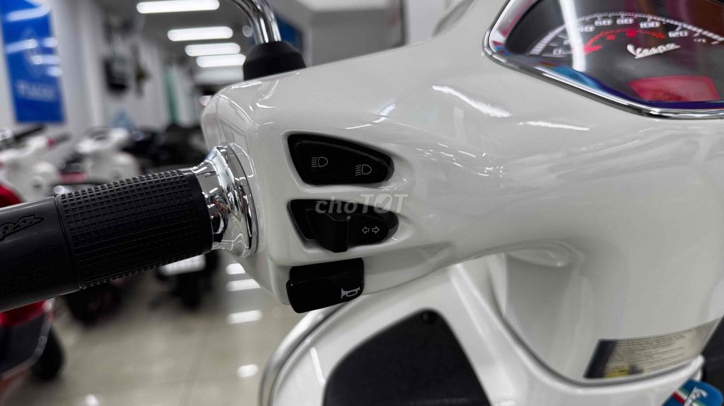 Vespa Gts 150 Mẫu mới đăng ký 2023 chính chủ. Mua bán Xe máy tại Quận Phú Nhuận Tp Hồ Chí Minh được đăng bởi VESPA  PIAGGIO BẢO HƯNG Vespa cũ trả góp  hình 11