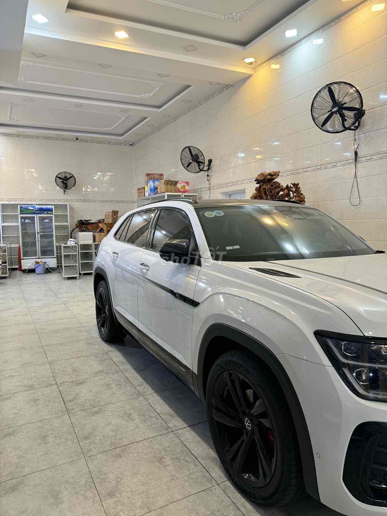 Cần bán xe VOLKSWAGEN nhà đi 11000 km như mới. Mua bán Ô tô tại Quận Bình Tân Tp Hồ Chí Minh được đăng bởi Huyền hình 6