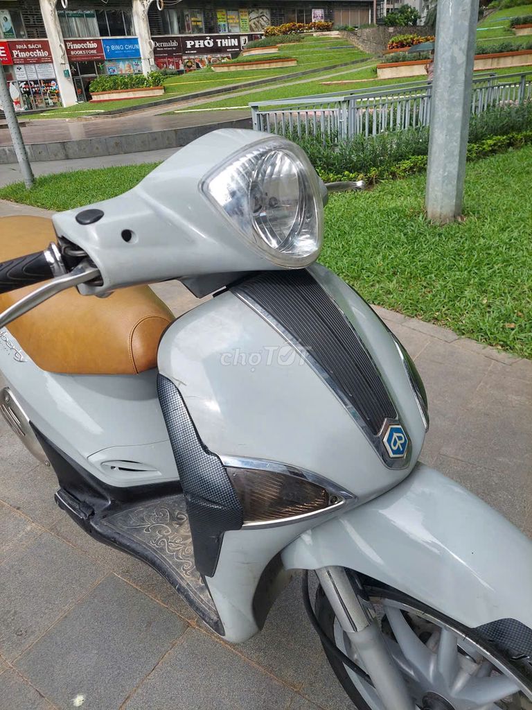 Bán xe Piaggio Liberty ie mâu  xi măng siêu đẹp. Mua bán Xe máy tại Quận Hai Bà Trưng Hà Nội được đăng bởi Nguyễn Thu Lan hình 5
