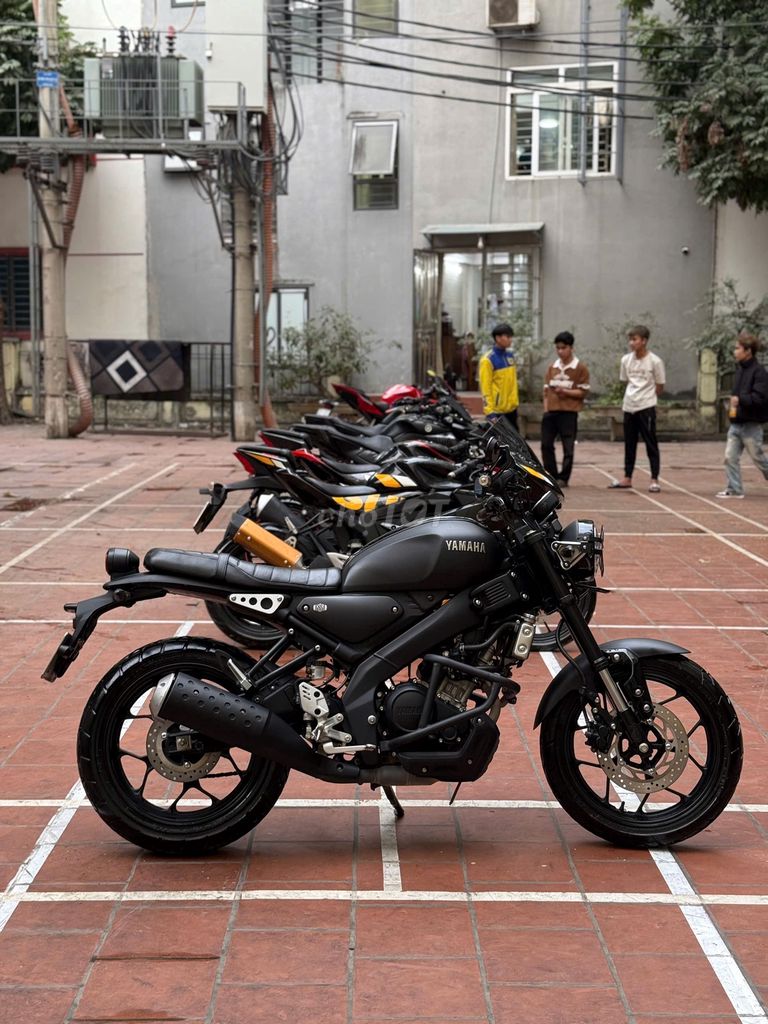 Yamaha XSR đen nhám 2022 có trả góp trao đổi ✅. Mua bán Xe máy tại Quận Thanh Xuân Hà Nội được đăng bởi Phú Lý hình 4