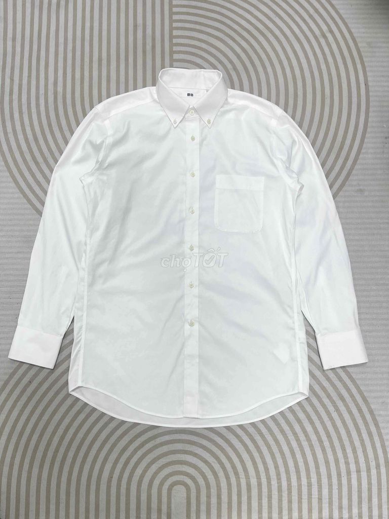 Sơ mi Uni..qlo size M Số đo: vai 44, ngực 50, dài. Mua bán Quần áo tại Quận Cầu Giấy Hà Nội được đăng bởi Chất Secondhand hình 1