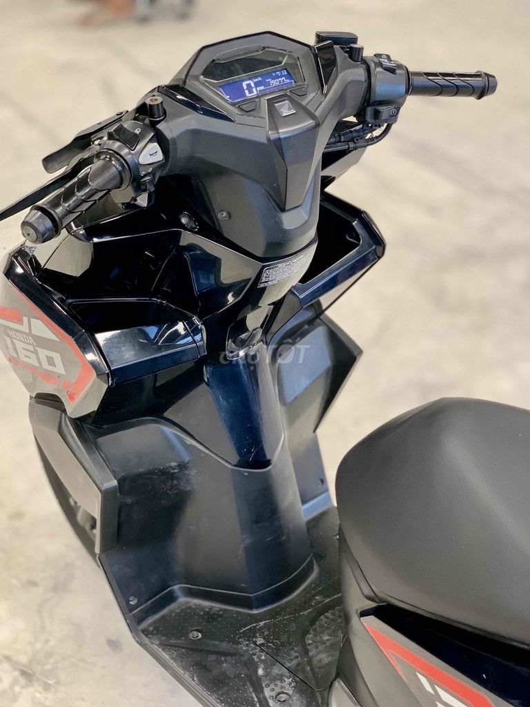🔥 Honda Vario 160 2023 – Chính chủ đẹp zin BSTP 🔥. Mua bán Xe máy tại Thành phố Thủ Đức Tp Hồ Chí Minh được đăng bởi iMotorbike Khương Phan hình 9