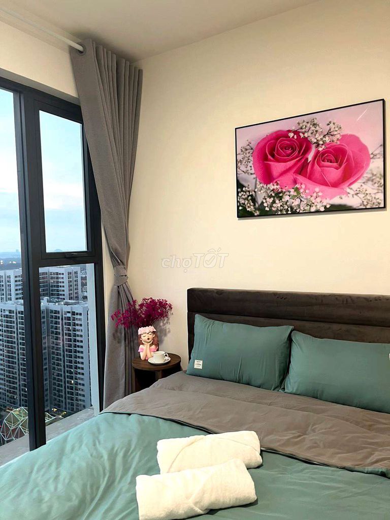 Cho thuê Căn hộ góc 2PN, 2WC, 74m2, tòa E2 Masteri Centre Point,Quận 9