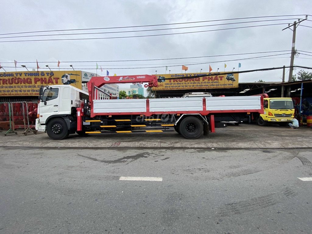 Bán Xe Cẩu Hino 8 Tấn Euro5 thùng dài 8.1m và 6.6m. Mua bán Xe tải, xe ben tại Quận 12 Tp Hồ Chí Minh được đăng bởi Mr Thành hình 2