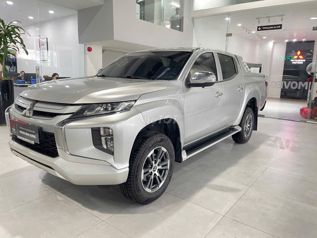 Mitsubishi Triton 2021 4x2 AT bảo dưỡng full hãng. Mua bán Ô tô tại Thành phố Thủ Dầu Một Bình Dương được đăng bởi Mr Việt Mitsubishi BD hình 9
