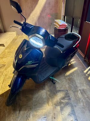 Xe máy điện Vinfast ClaraS 2022 Xanh đen