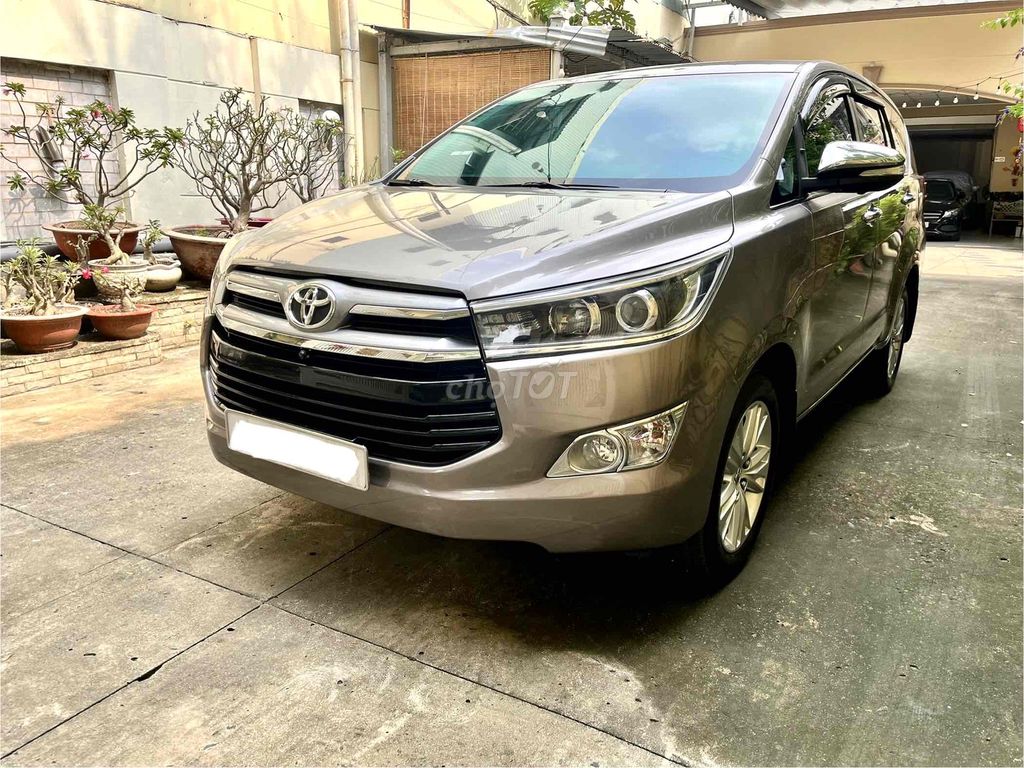 Toyota Innova 2.0V 2017. Bản cao cấp. xe rất đẹp. Mua bán Ô tô tại Quận 7 Tp Hồ Chí Minh được đăng bởi Thanh Bình Land hình 1