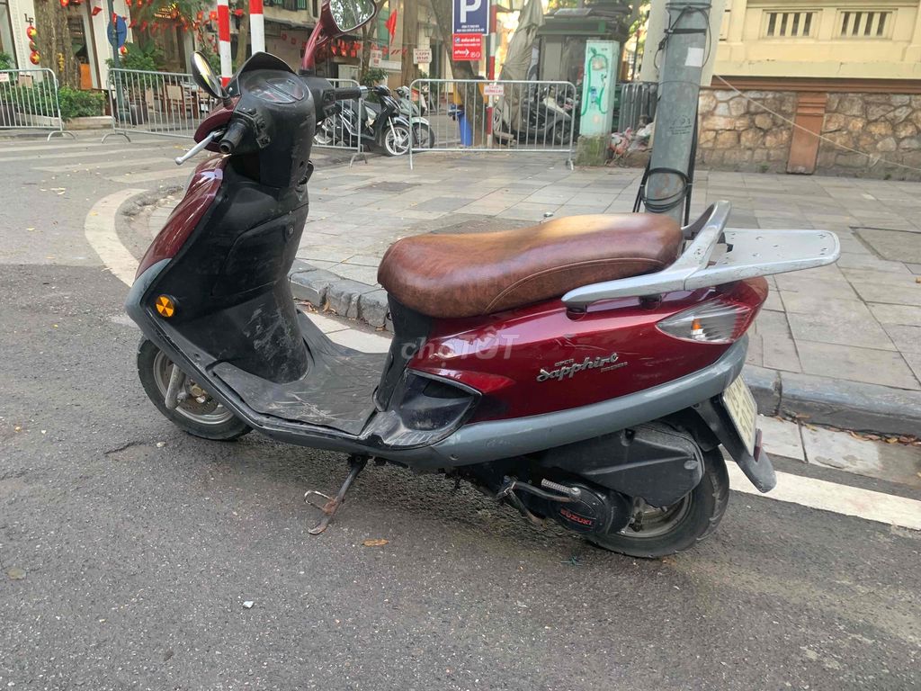 Xe Suzuki Nhật Sapphire 125cc màu đỏ. Mua bán Xe máy tại Quận Hai Bà Trưng Hà Nội được đăng bởi Nguyễn Đức Quang hình 2