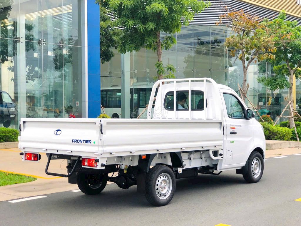 Thaco TF 230 tải trọng 990 kg thùng dài 2m8