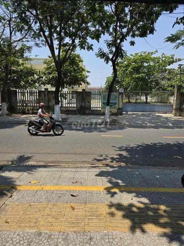 nhà MT Dũng Sĩ Thanh Khê Sát Biển