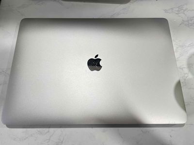 Macbook Pro 15” 2019 Touch Bar (i9/32/512) Silver