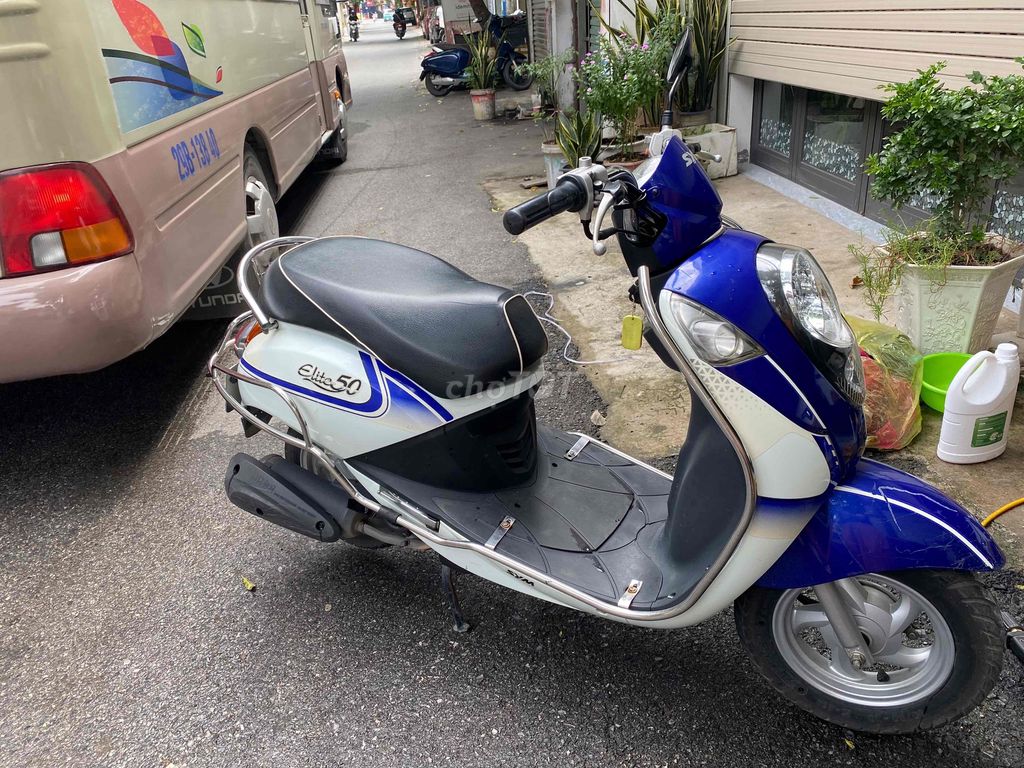 Скутер SYM Elite 50cc с полным комплектом документов