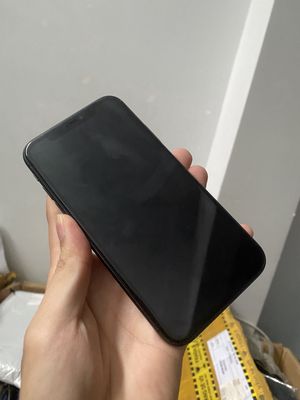 Apple iPhone 11 64GB Đen Nguyên zin quốc tế. Mua bán Điện thoại tại Thành phố Thủ Dầu Một Bình Dương được đăng bởi Hữu duyên