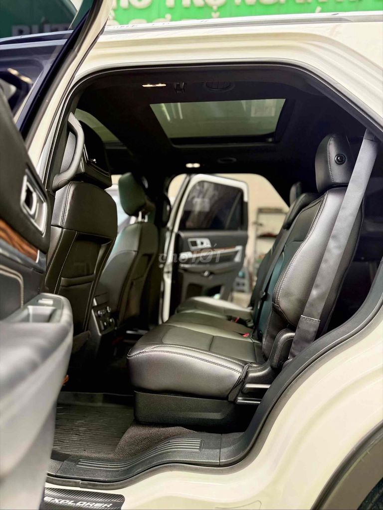 Ford Explorer 2019 2.3L Ecoboost - 72000 km. Mua bán Ô tô tại Thành phố Biên Hòa Đồng Nai được đăng bởi Chien Phan hình 6