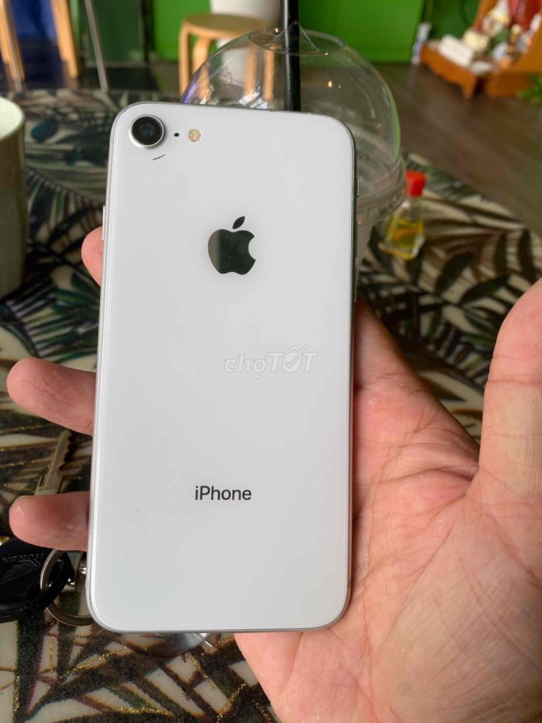 iphone 8 64G còn vân tay, pin 100