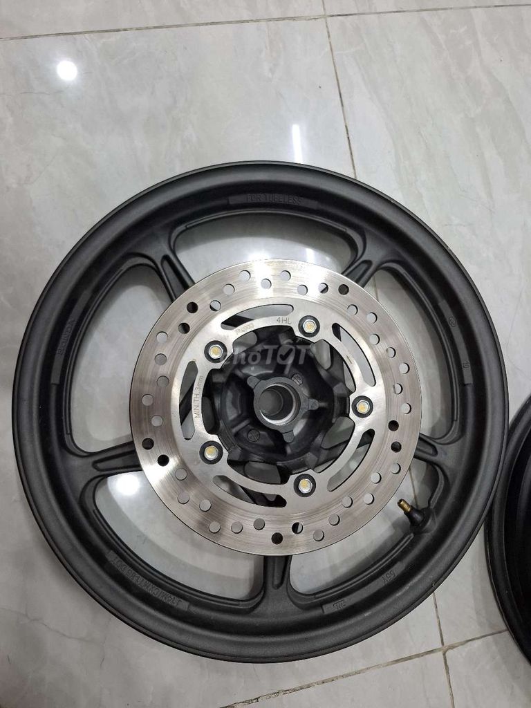 Cặp mâm ab. Mua bán Phụ tùng xe tại Thành phố Thủ Đức Tp Hồ Chí Minh được đăng bởi Hoàng hình 4