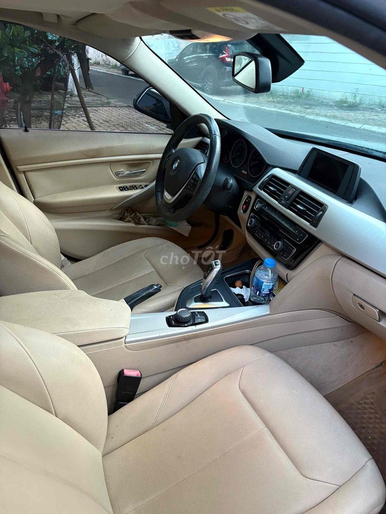 BMW 3 Series 2***0 km. Mua bán Ô tô tại Quận Tân Bình Tp Hồ Chí Minh được đăng bởi Bùi Hữu Lợi  hình 4