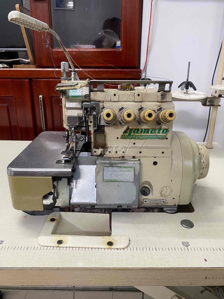 Máy vắt sổ Yamato 2 kim 4 chỉ (Bãi Nhật). Mua bán Đồ chuyên dụng, Giống nuôi trồng tại Thành phố Thủ Đức Tp Hồ Chí Minh được đăng bởi Chấn Hưng hình 1