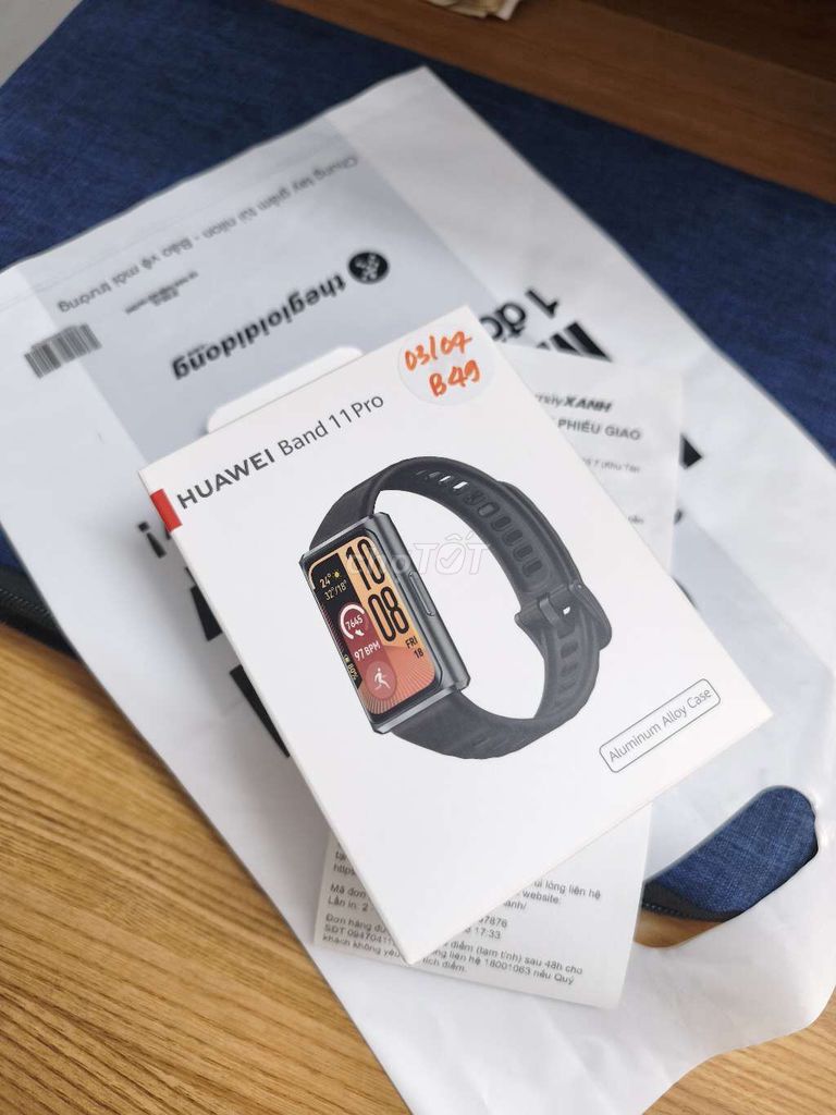 Huawei Band 11 Pro Đen. Mua bán Thiết bị đeo thông minh tại Quận Bình Tân Tp Hồ Chí Minh được đăng bởi Pham Tan Dat hình 1