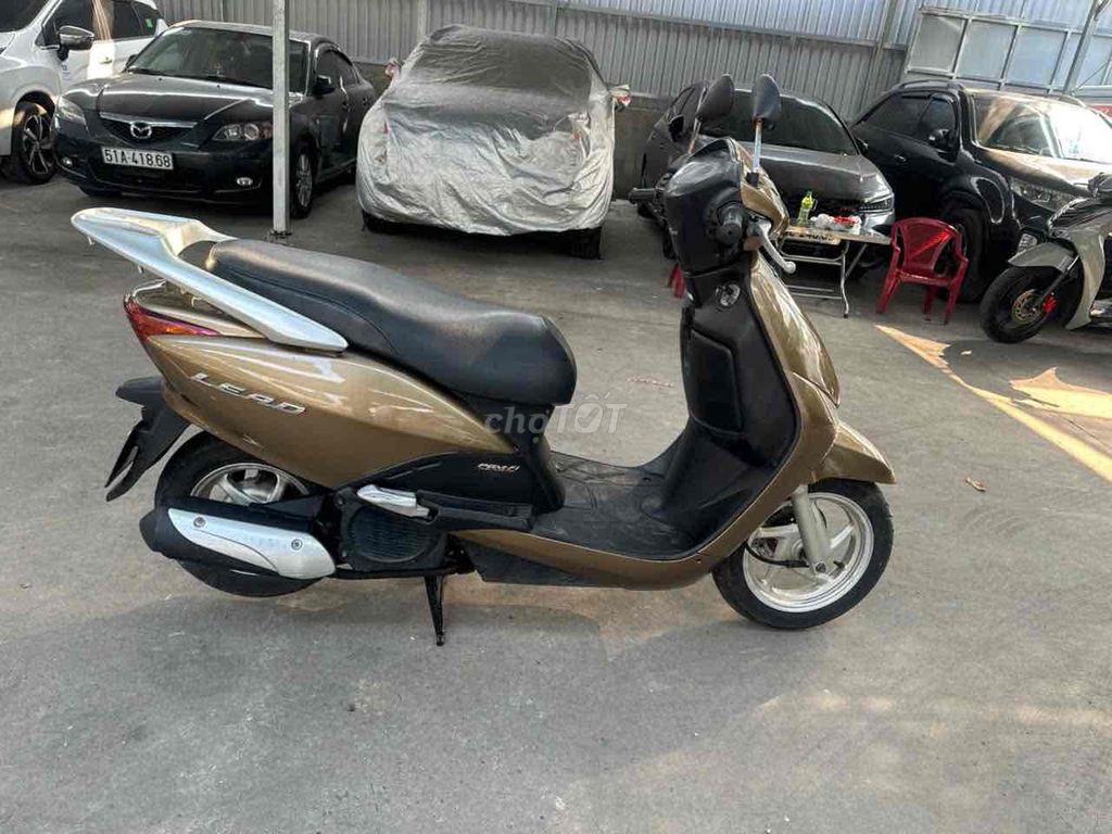 Honda Lead 110 Fi 2011 Vàng đồng. Mua bán Xe máy tại Quận Tân Phú Tp Hồ Chí Minh được đăng bởi nguyenxuanthinh quận tân phú  hình 3