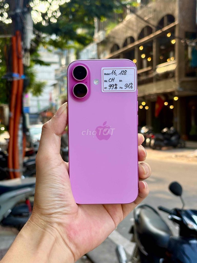 Apple iPhone 16 128GB Hồng 99% Pin 91%. Mua bán Điện thoại tại Quận Đống Đa Hà Nội được đăng bởi Quý Hoàng hình 1