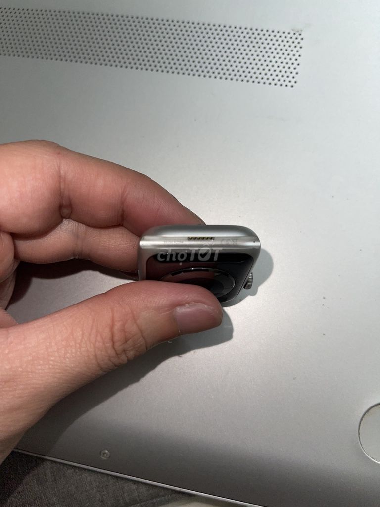 Bán xác Apple Watch s5 40mm