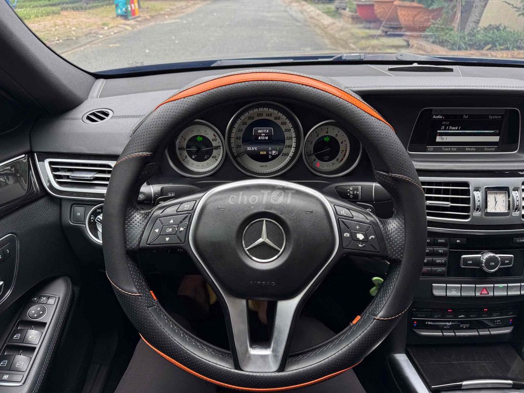 CẦN BÁN XE MERCEDES E250. XS 2014.87000KM. Mua bán Ô tô tại Quận Bình Tân Tp Hồ Chí Minh được đăng bởi XE ĐẸP BÌNH TÂN hình 5