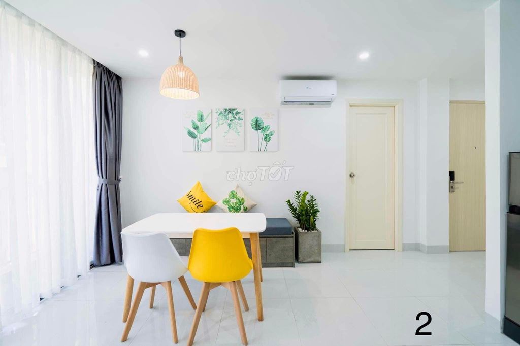Cosy 1-bedroom apartment with balcony on Võ Văn Kiệt — photo 1