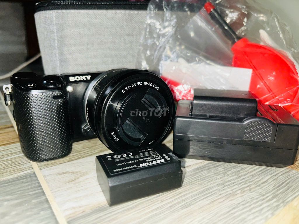 Máy ảnh Sony Nex5t Đen. Mua bán Máy ảnh, Máy quay tại Quận 7 Tp Hồ Chí Minh được đăng bởi Hoàng Công Đỗ hình 1
