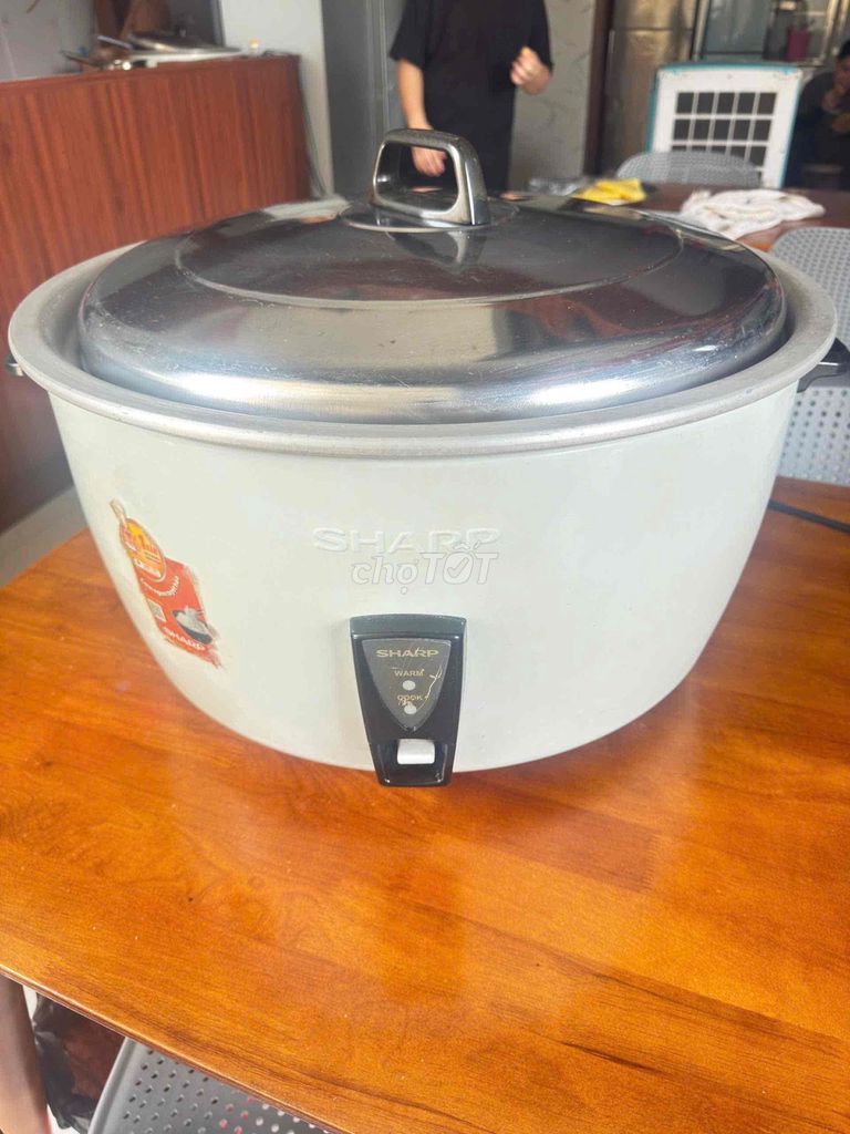 Nồi cơm điện Sharp 10L Trắng. Mua bán Bếp, lò, đồ điện nhà bếp tại Quận Cái Răng Cần Thơ được đăng bởi võ hoàng mến hình 1