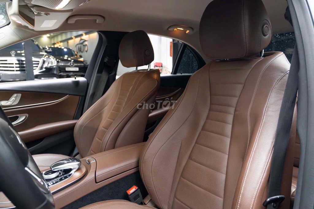 LONG ANH AUTO về Mercedes  E200 2019 giá tốt. Mua bán Ô tô tại Quận 7 Tp Hồ Chí Minh được đăng bởi LongAnh AuTo  hình 13