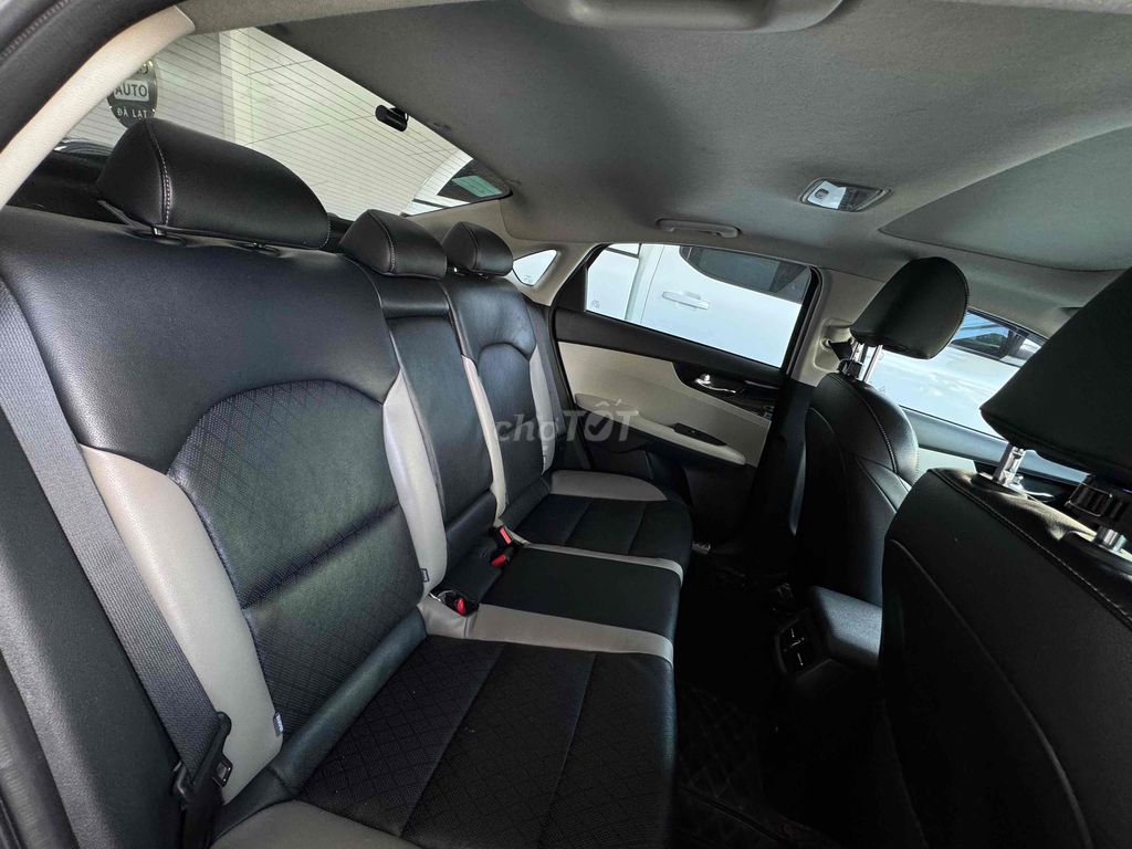 Kia K3 2022 Luxury- Odo 27.000km – Logo mới. Mua bán Ô tô tại Thành phố Đà Lạt Lâm Đồng được đăng bởi ĐỒNG MOTOR 2  cá nhân hình 5