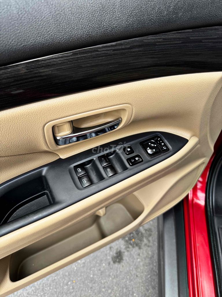 Mitsubishi Outlander 2018 2.4 CVT Premium 2 cầu. Mua bán Ô tô tại Thành phố Thủ Đức Tp Hồ Chí Minh được đăng bởi Đỗ Sang hình 8