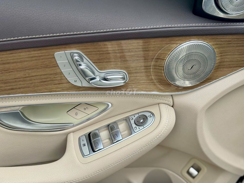 Mercedes-Benz C250 Exclusive 2016. Mua bán Ô tô tại Quận Thanh Xuân Hà Nội được đăng bởi Nguyễn Tuấn Hoàng hình 16