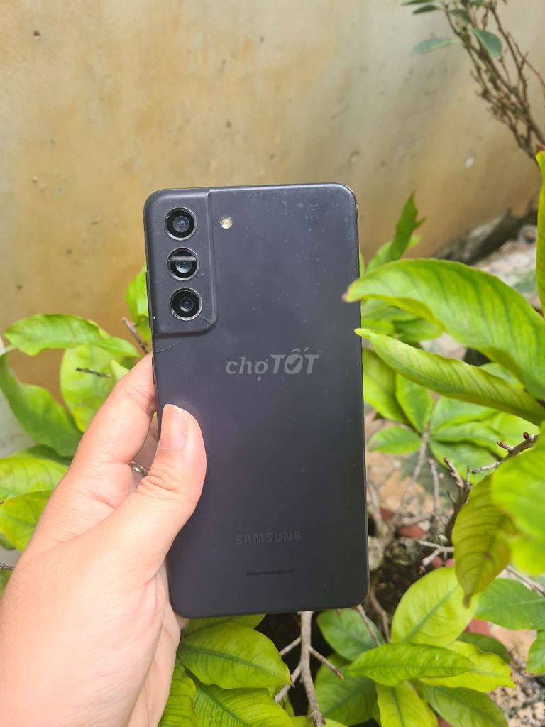 Samsung S21 FE 128GB Đen. Mua bán Điện thoại tại Huyện Bình Chánh Tp Hồ Chí Minh được đăng bởi Gia Vỹ hình 1