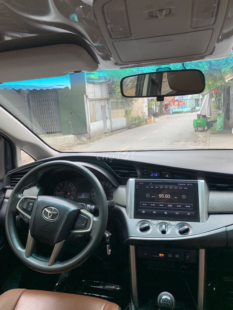 Toyota Innova 2020 E 2.0 MT - 117000 km, xe nhà. Mua bán Ô tô tại Thành phố Thủ Đức Tp Hồ Chí Minh được đăng bởi phong hình 5