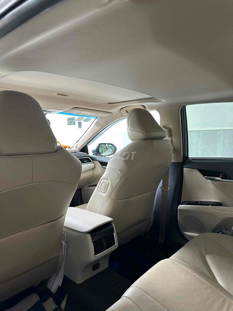 Toyota Camry 2020 2.5Q - 34000 km- 320Tr Trả Trươc. Mua bán Ô tô tại Quận Ninh Kiều Cần Thơ được đăng bởi Thái Thanh hình 4