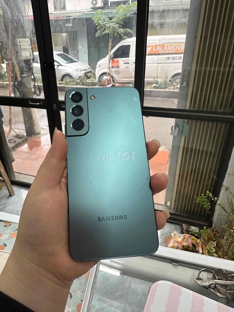 Samsung Galaxy S22+ 128GB Xanh. Mua bán Điện thoại tại Quận Hoàng Mai Hà Nội được đăng bởi Phương Mai hình 1