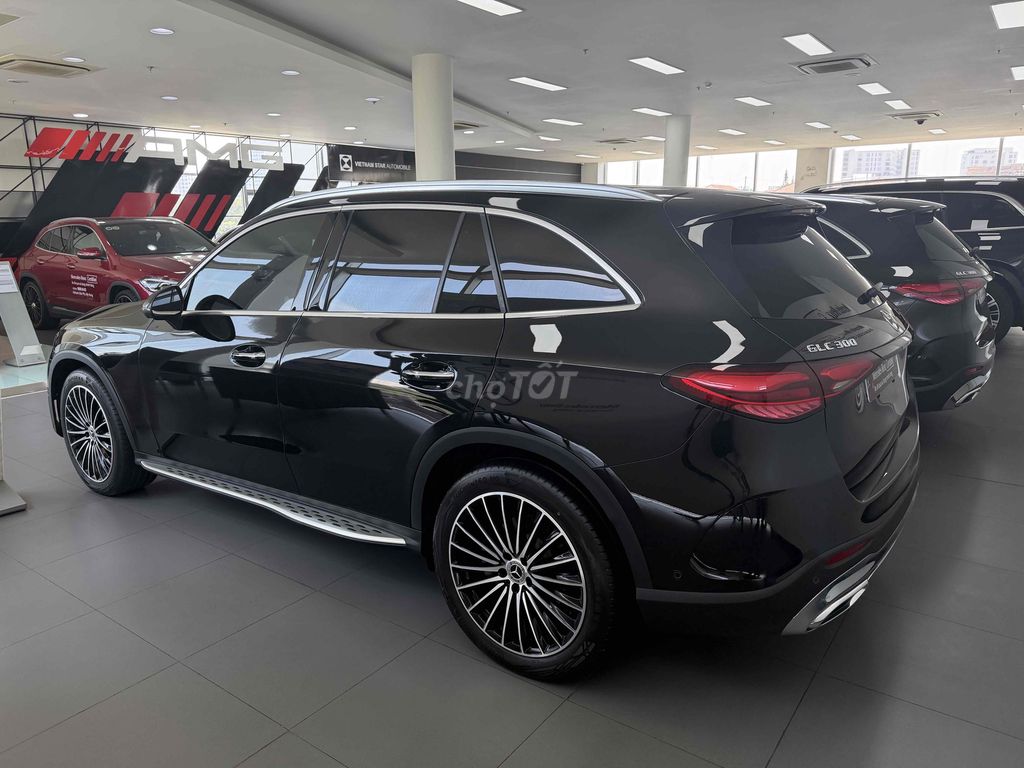 Mercedes GLC 300 Siêu lướt chính hãng còn bảo hanh. Mua bán Ô tô tại Quận 7 Tp Hồ Chí Minh được đăng bởi Huy Huỳnh hình 6