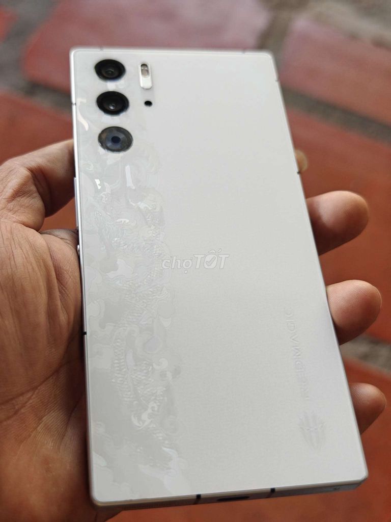 Redmagic 9 Pro 512GB Trắng. Mua bán Điện thoại tại Thành phố Buôn Ma Thuột Đắk Lắk được đăng bởi MinhThái hình 1