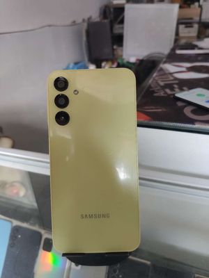 Samsung A15 màu vàng ram8/128g. Mua bán Điện thoại tại Quận Thanh Xuân Hà Nội được đăng bởi Hoàng Anh Mobile